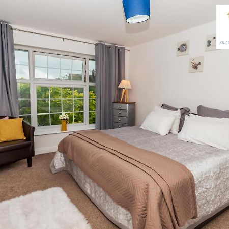 2 Bed Apartment-5 Guests - Business-Relocation-Parking - The Brighton Short Stay & Serviced Apartments Eksteriør billede