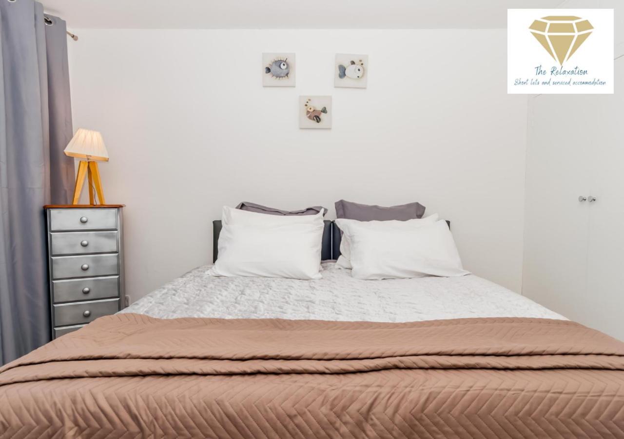 2 Bed Apartment-5 Guests - Business-Relocation-Parking - The Brighton Short Stay & Serviced Apartments Eksteriør billede