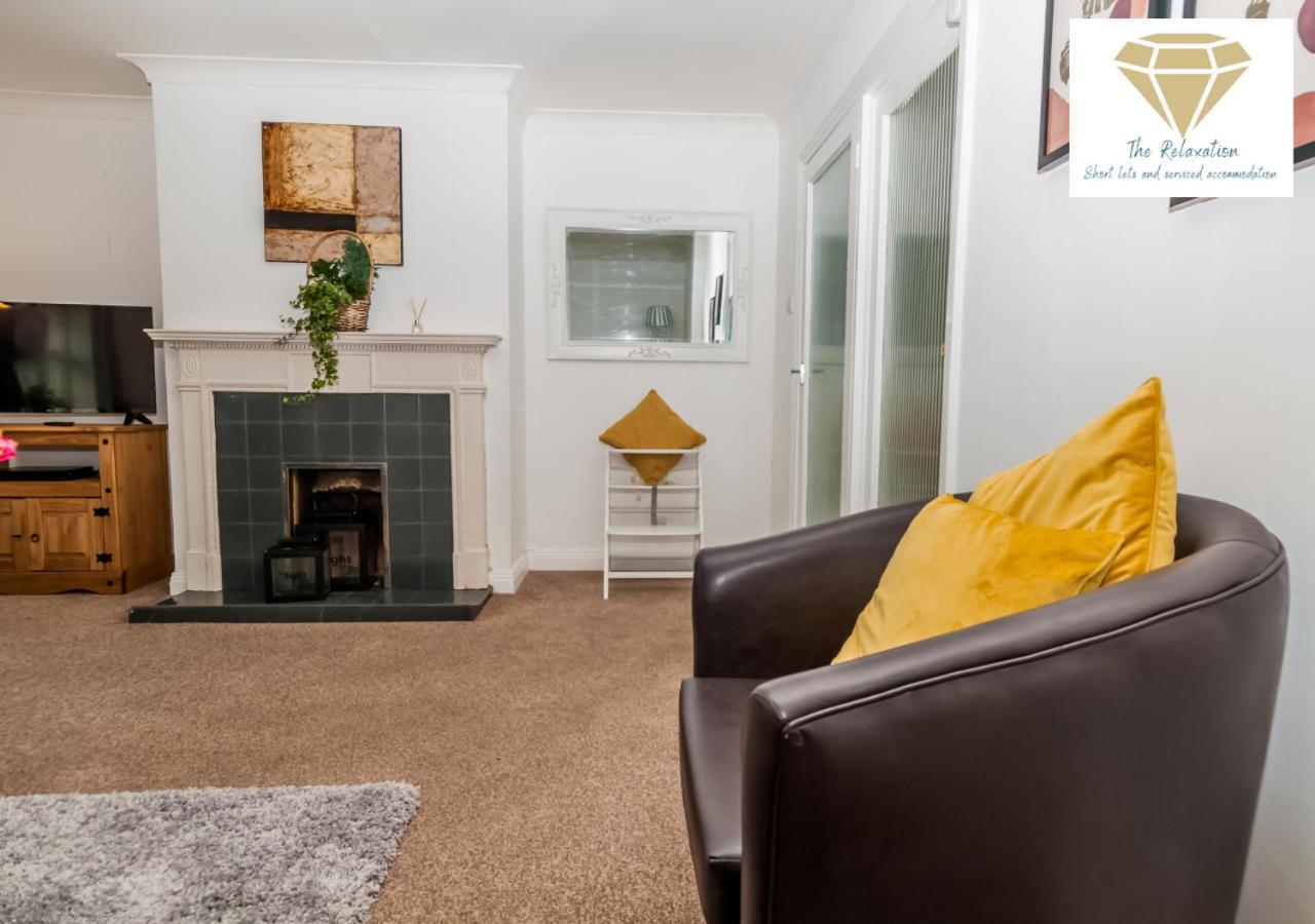 2 Bed Apartment-5 Guests - Business-Relocation-Parking - The Brighton Short Stay & Serviced Apartments Eksteriør billede