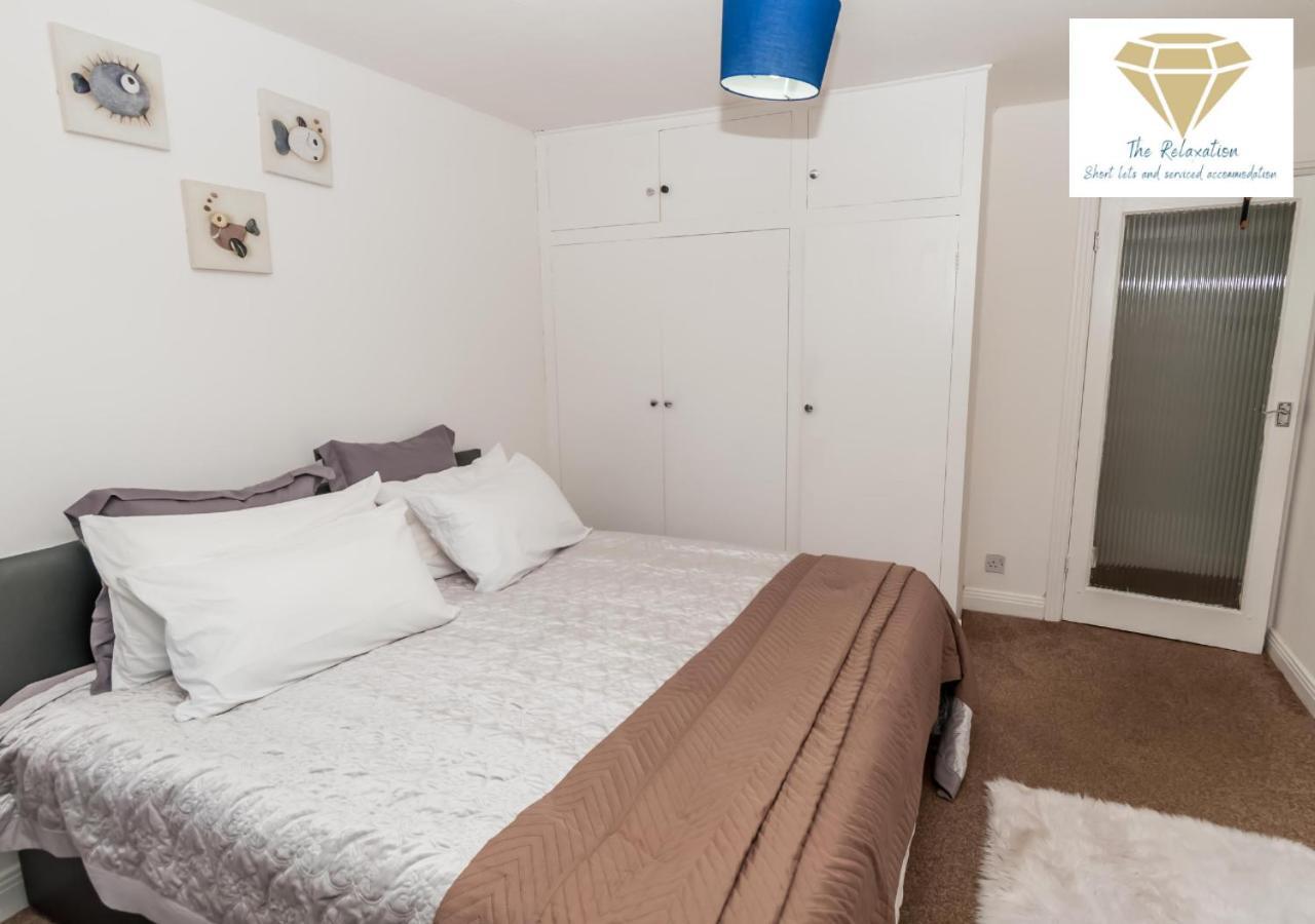 2 Bed Apartment-5 Guests - Business-Relocation-Parking - The Brighton Short Stay & Serviced Apartments Eksteriør billede