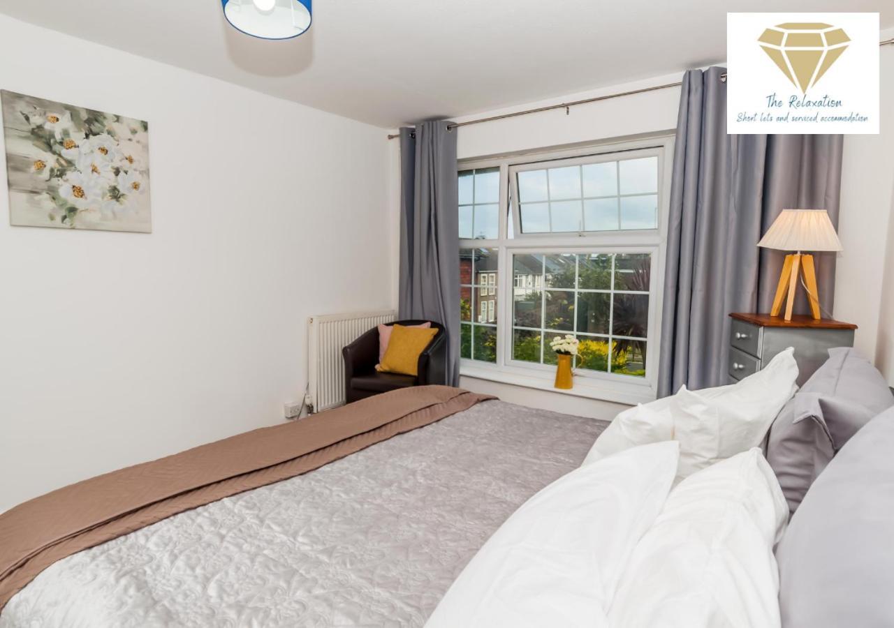 2 Bed Apartment-5 Guests - Business-Relocation-Parking - The Brighton Short Stay & Serviced Apartments Eksteriør billede