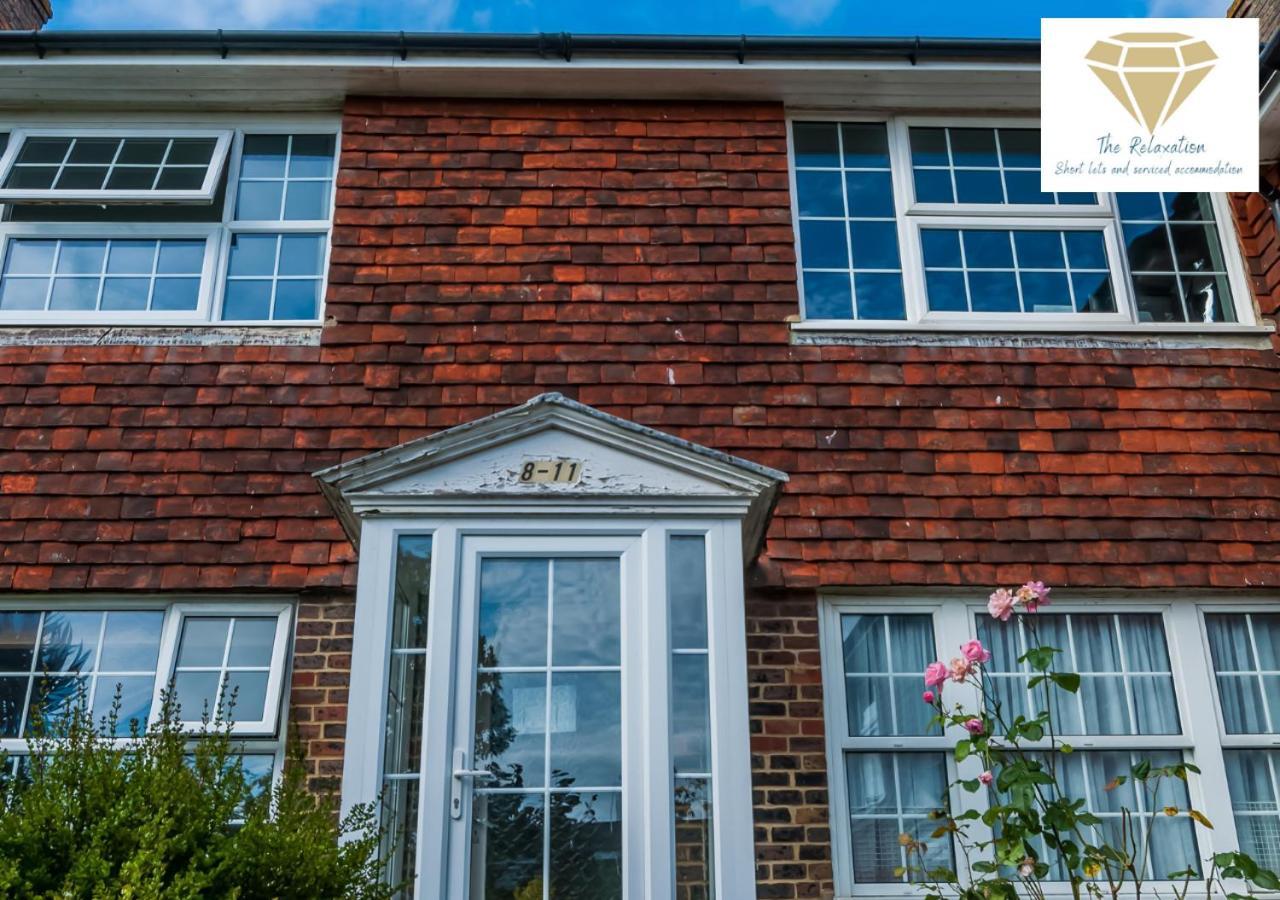 2 Bed Apartment-5 Guests - Business-Relocation-Parking - The Brighton Short Stay & Serviced Apartments Eksteriør billede